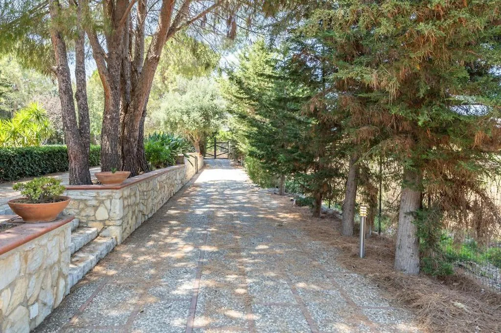 Villa Giulia Palermo 0*,  Italien